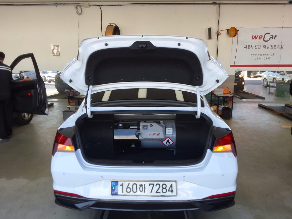 HYUNDAI AVANTE (CN7) 1.6 LPI RENTAL CAR CORPORATE USE 2021 - zdjęcie 15