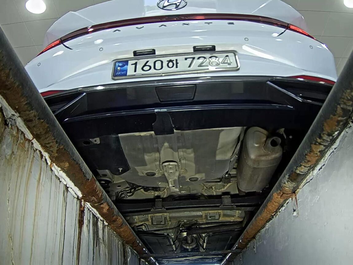 HYUNDAI AVANTE (CN7) 1.6 LPI RENTAL CAR CORPORATE USE 2021 - zdjęcie 8