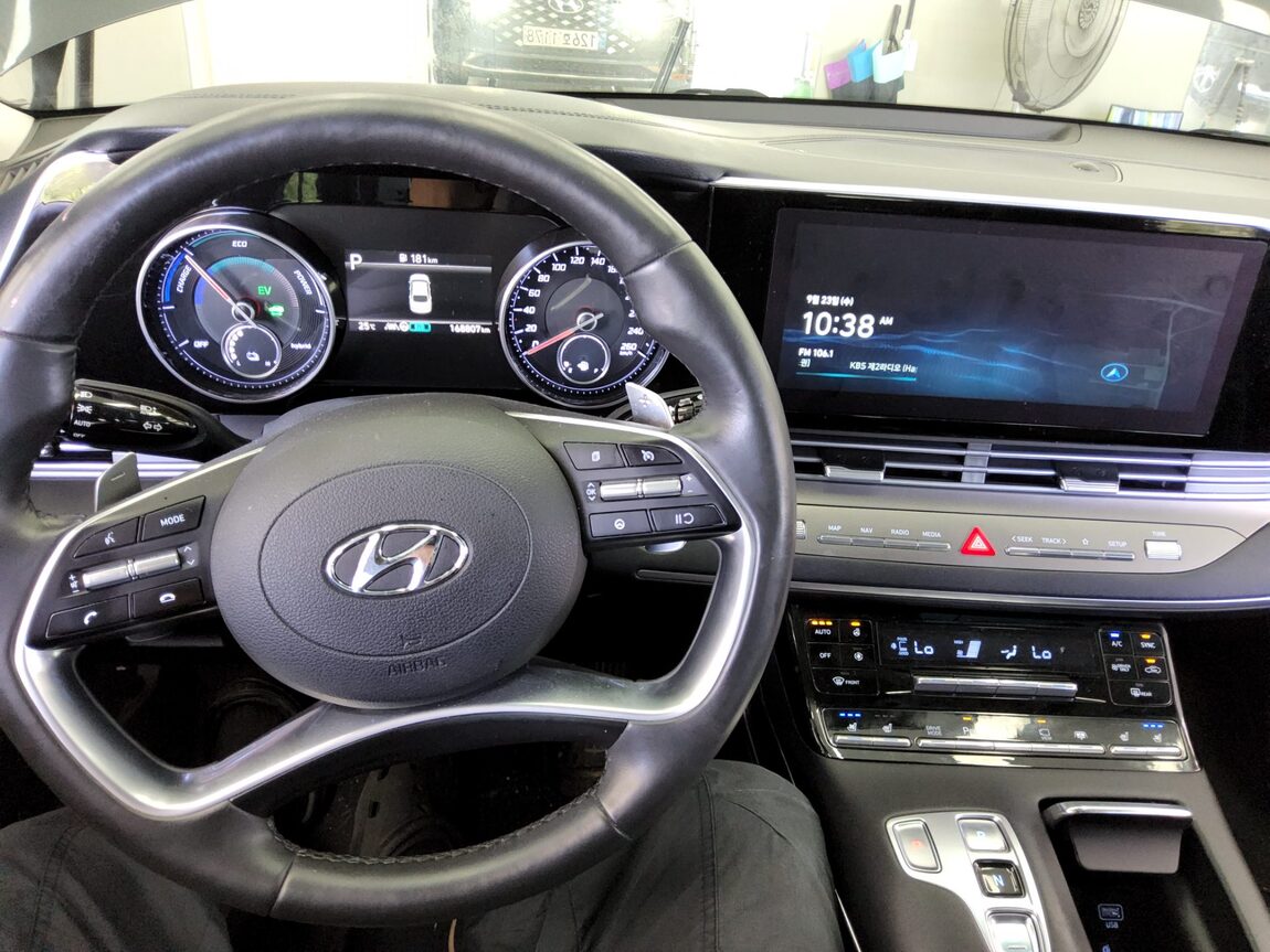 HYUNDAI THE NEW GRANDEUR IG HYBRID 2.4 HEV EXCLUSIVE 2022 - zdjęcie 17
