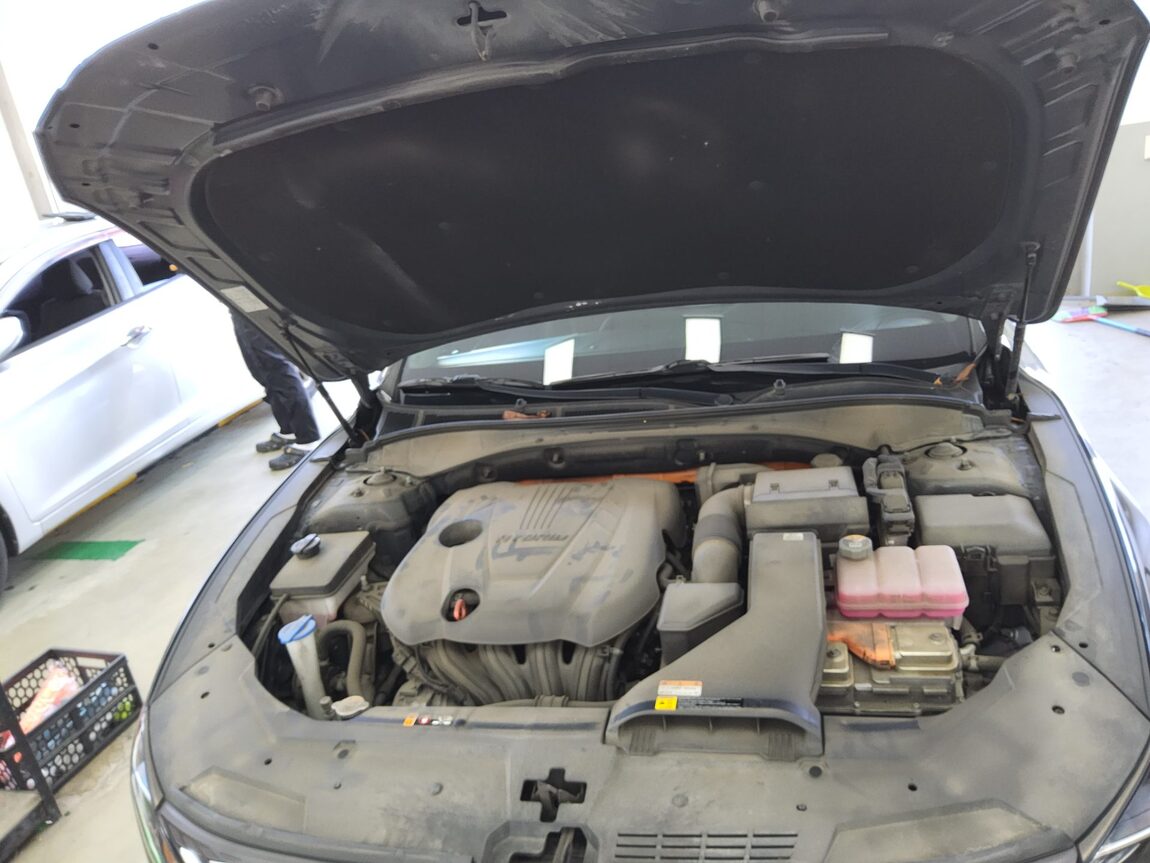 HYUNDAI THE NEW GRANDEUR IG HYBRID 2.4 HEV EXCLUSIVE 2022 - zdjęcie 20