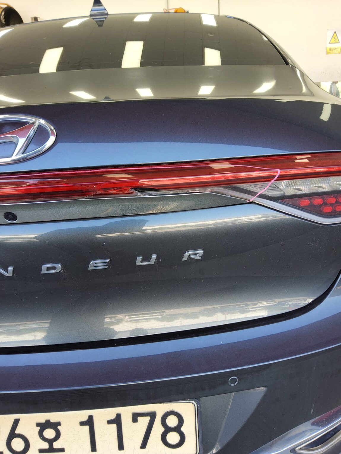 HYUNDAI THE NEW GRANDEUR IG HYBRID 2.4 HEV EXCLUSIVE 2022 - zdjęcie 27