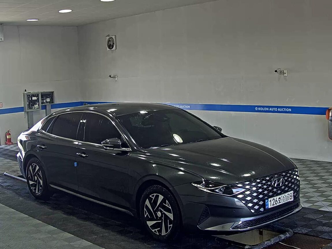 HYUNDAI THE NEW GRANDEUR IG HYBRID 2.4 HEV EXCLUSIVE 2022 - zdjęcie 3