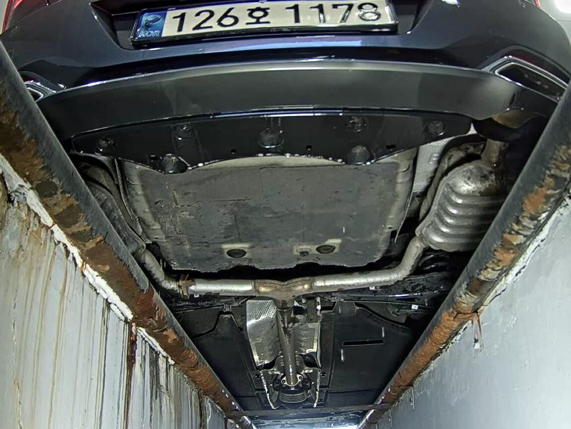 HYUNDAI THE NEW GRANDEUR IG HYBRID 2.4 HEV EXCLUSIVE 2022 - zdjęcie 8