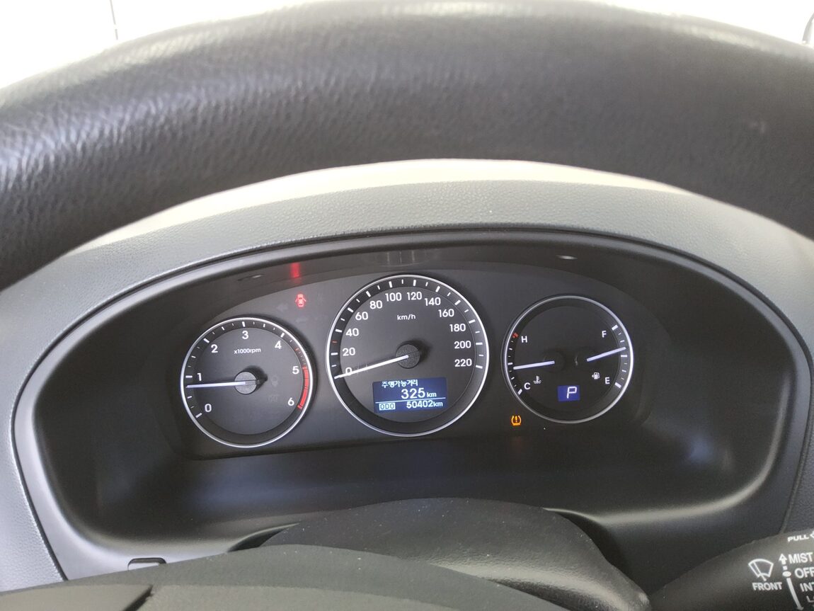 HYUNDAI GRAND STAREX 3-SEATER DIESEL VAN SMART 2018 - zdjęcie 9