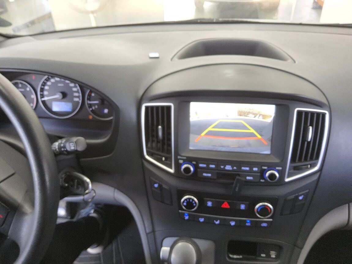 HYUNDAI GRAND STAREX 3-SEATER DIESEL VAN SMART 2018 - zdjęcie 17