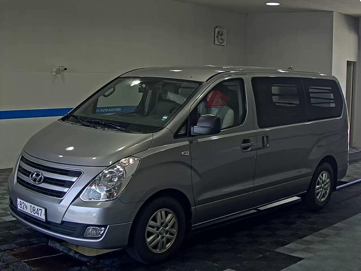 HYUNDAI GRAND STAREX 3-SEATER DIESEL VAN SMART 2018 - zdjęcie 2
