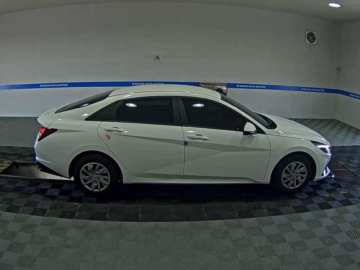 HYUNDAI AVANTE (CN7) 1.6 LPI RENTAL CAR SMART 2021 - zdjęcie 4