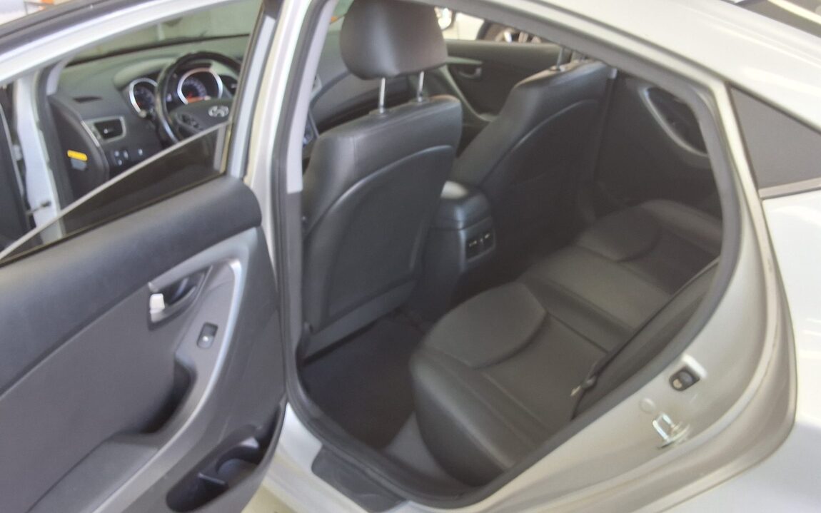 HYUNDAI THE NEW AVANTE MD 1.6 GDi MODERN 2014 - zdjęcie 12