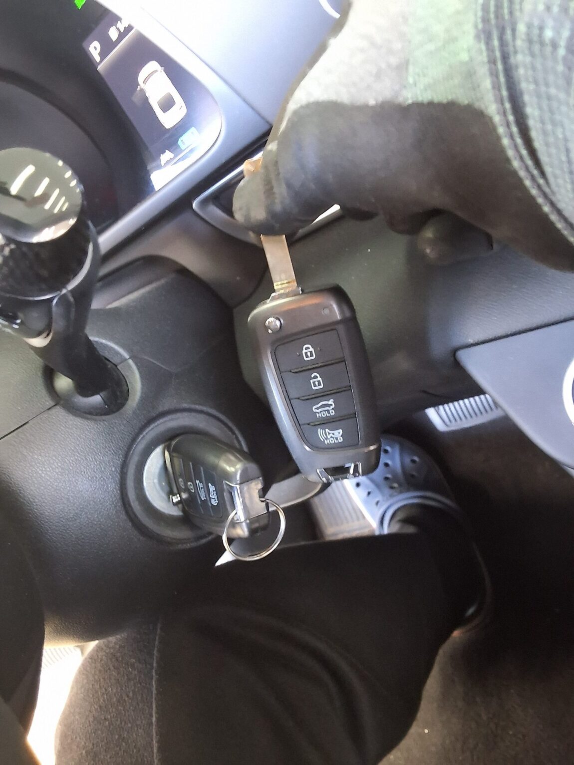 HYUNDAI AVANTE (CN7) 1.6 GASOLINE SMART 2021 - zdjęcie 18