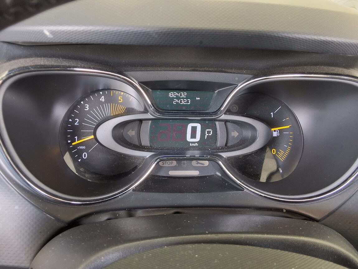 RENAULT (SAMSUNG) QM3 RE SIGNATURE SONIC RED 2015 - zdjęcie 9
