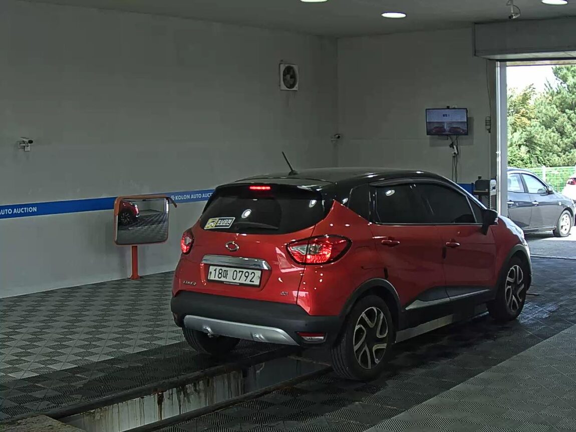 RENAULT (SAMSUNG) QM3 RE SIGNATURE SONIC RED 2015 - zdjęcie 5