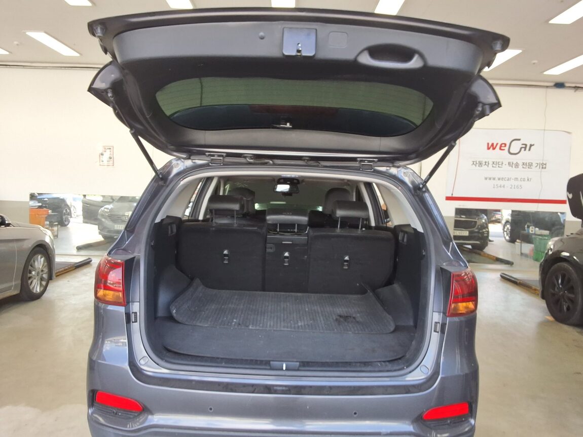 KIA THE NEW SORENTO DIESEL R2.0 2WD PRESTIGE 2018 - zdjęcie 15