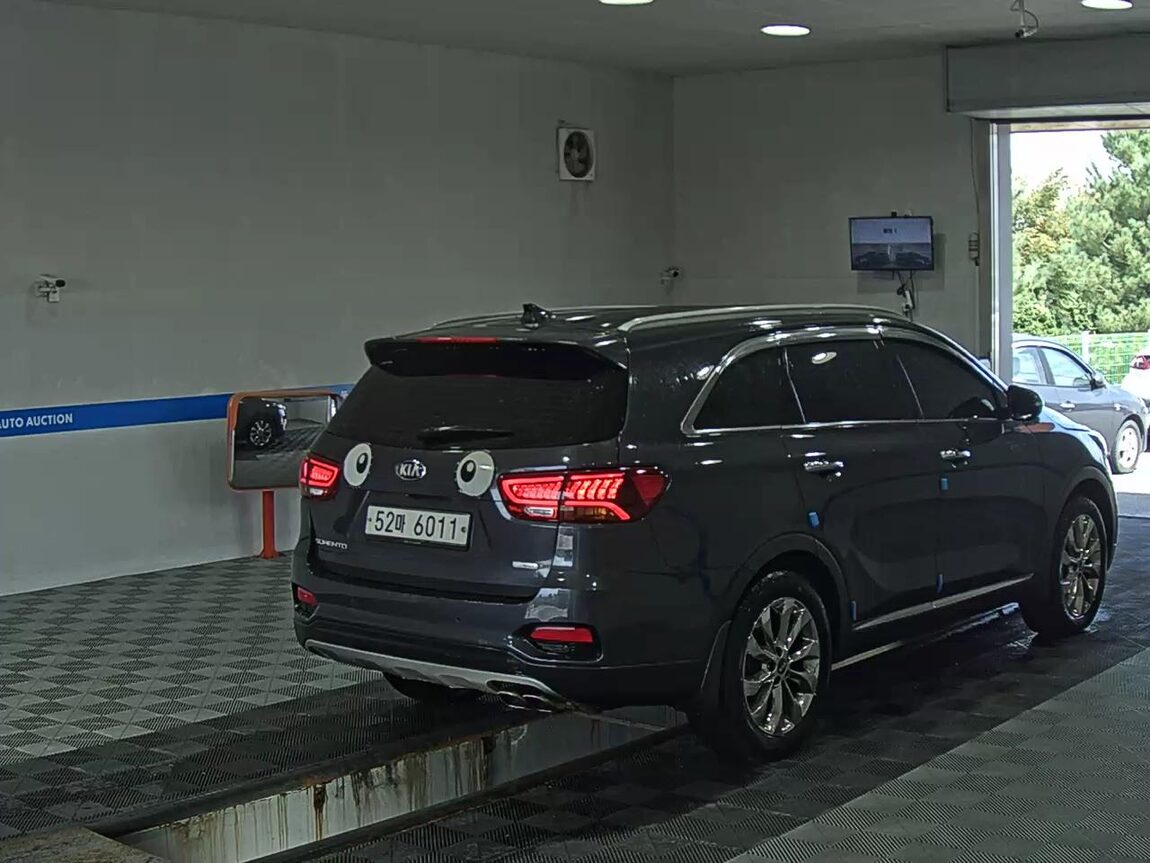KIA THE NEW SORENTO DIESEL R2.0 2WD PRESTIGE 2018 - zdjęcie 5