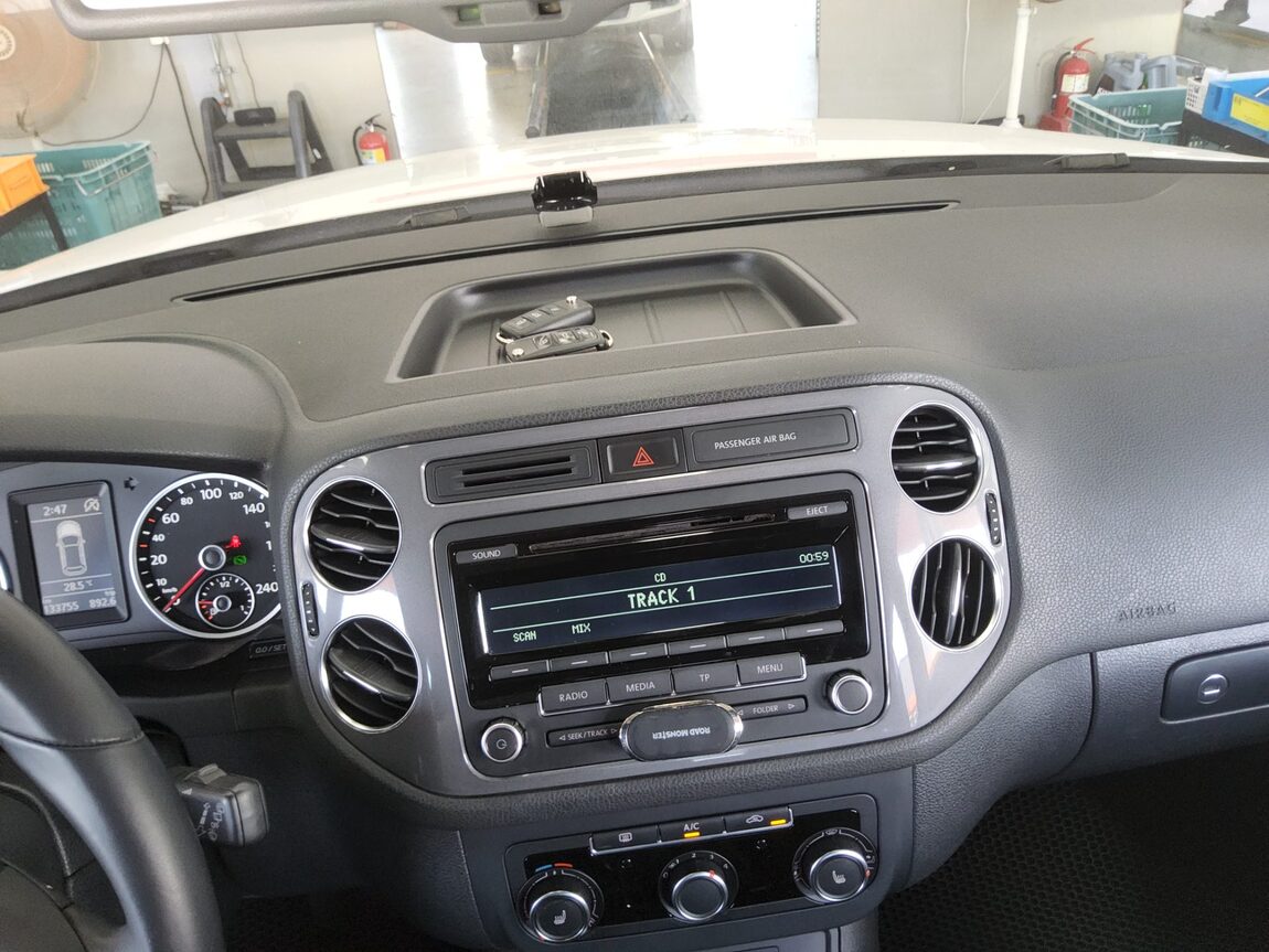 VOLKSWAGEN TIGUAN 2.0 TDI BLUEMOTION COMFORT 2014 - zdjęcie 17