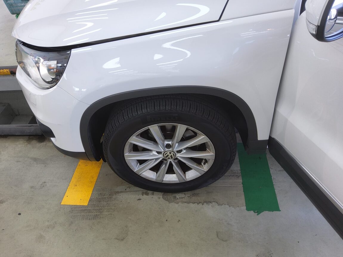 VOLKSWAGEN TIGUAN 2.0 TDI BLUEMOTION COMFORT 2014 - zdjęcie 19