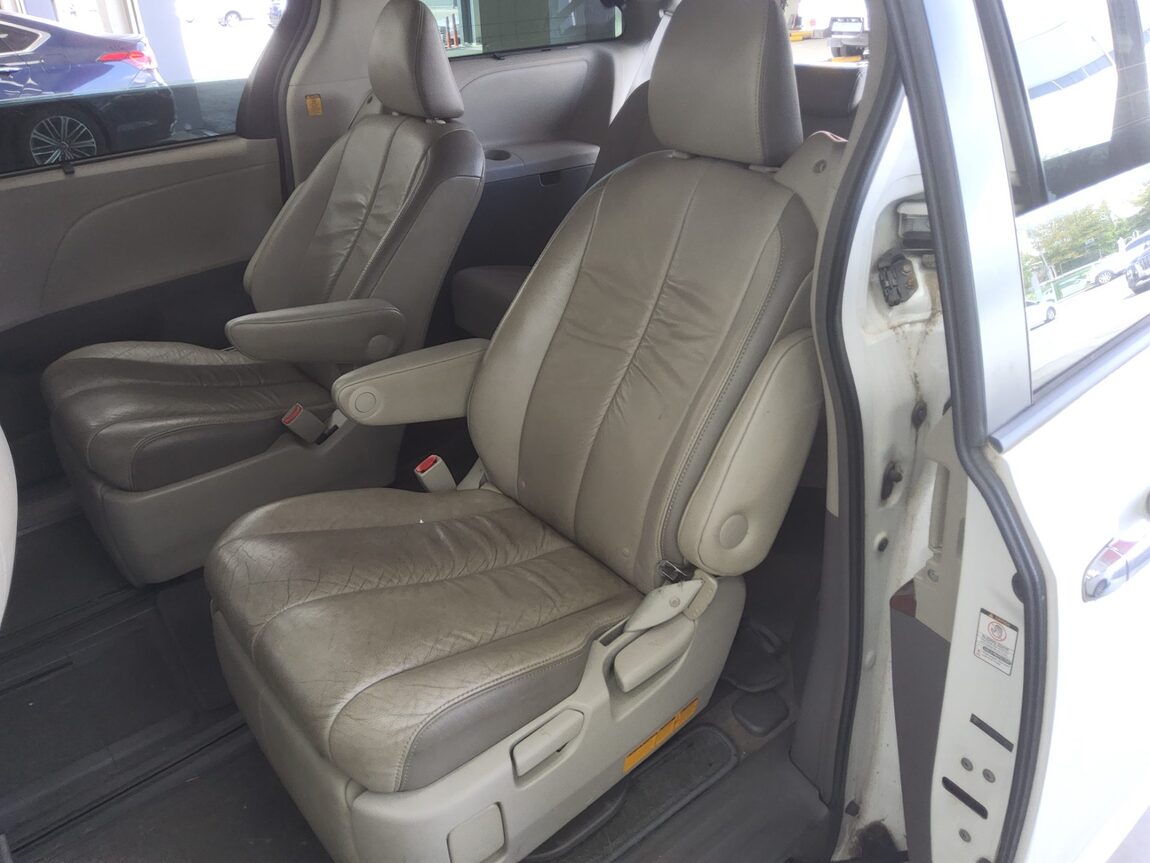 TOYOTA SIENNA (3RD GEN) 3.5 LIMITED 2012 - zdjęcie 12