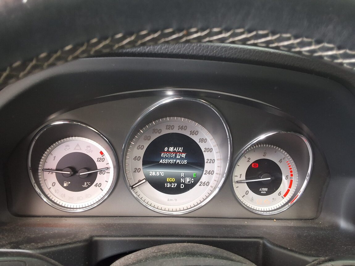 MERCEDES-BENZ GLK-CLASS GLK220 CDI 4MATIC 2015 - zdjęcie 26