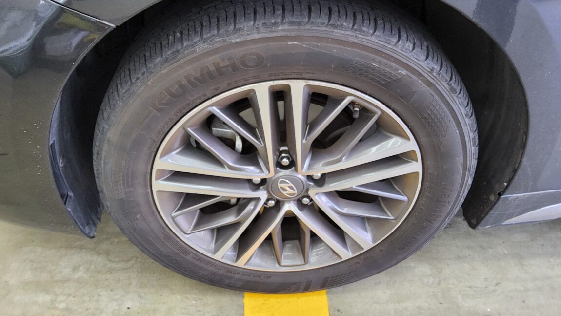 HYUNDAI GRANDEUR IG 3.0 LPi RENTAL CAR MODERN 2019 - zdjęcie 22