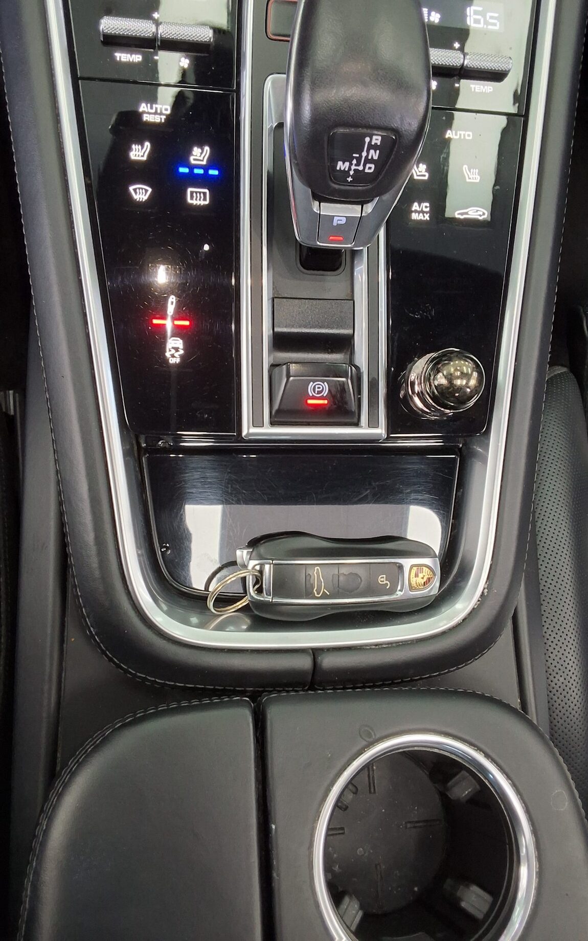 PORSCHE PANAMERA (2ND GEN) 3.0 4 2018 - zdjęcie 19