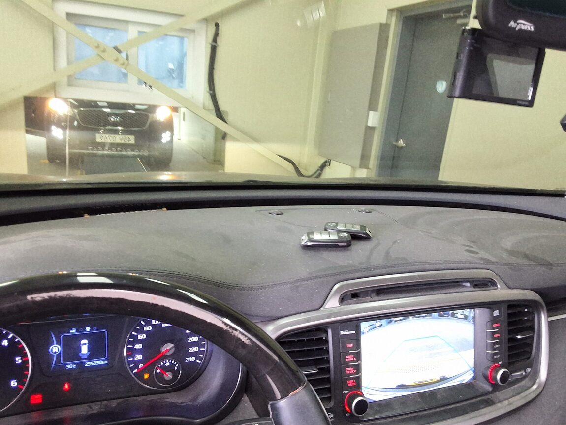 KIA ALL NEW SORENTO R2.2 2WD PRESTIGE 2016 - zdjęcie 25