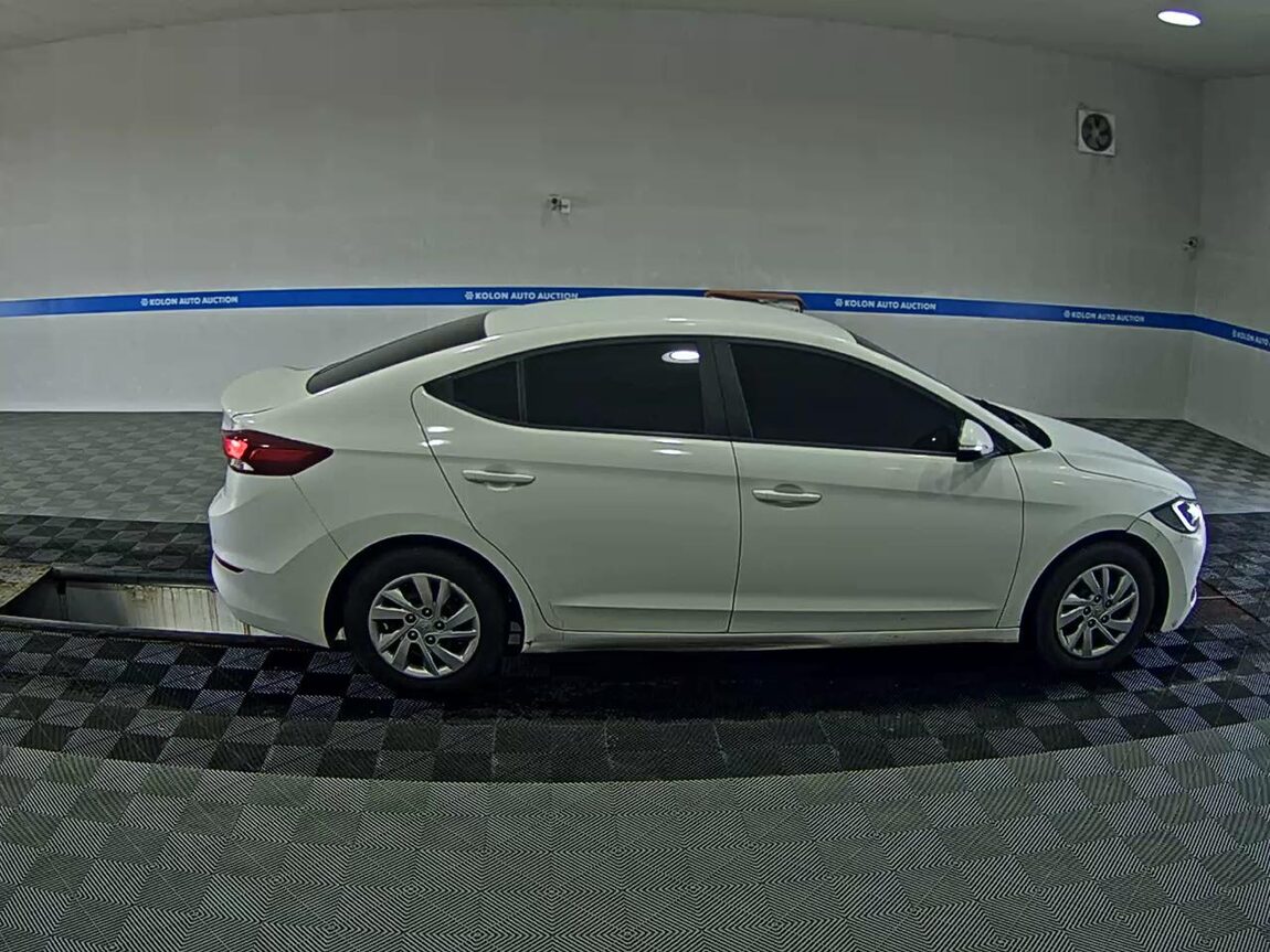 HYUNDAI AVANTE AD 1.6 LPi RENTAL CAR SMART 2017 - zdjęcie 4