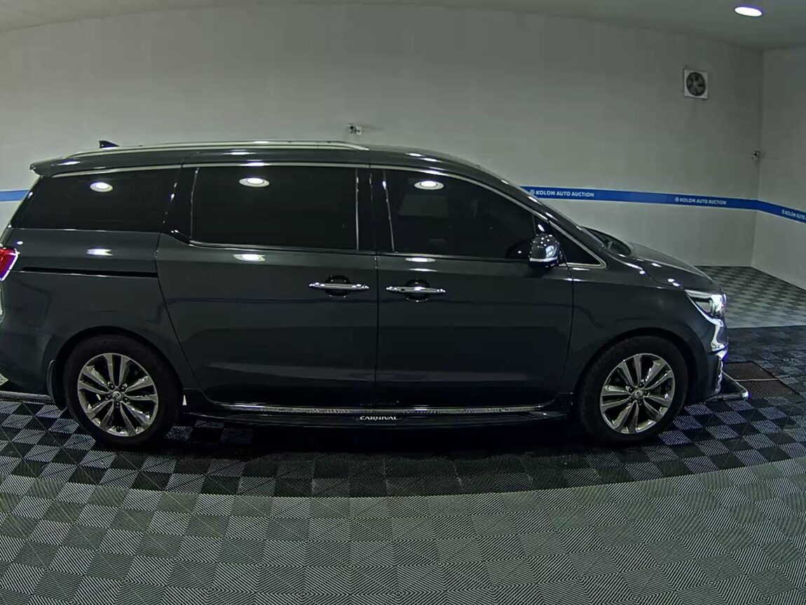 KIA ALL NEW CARNIVAL 9-SEATER DIESEL PRESTIGE 2017 - zdjęcie 4