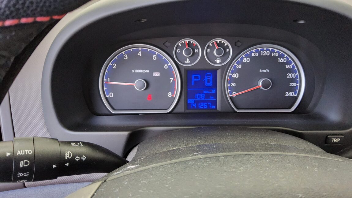 HYUNDAI i30 1.6 VVT PREMIER BROWN SPECIAL 2010 - zdjęcie 9