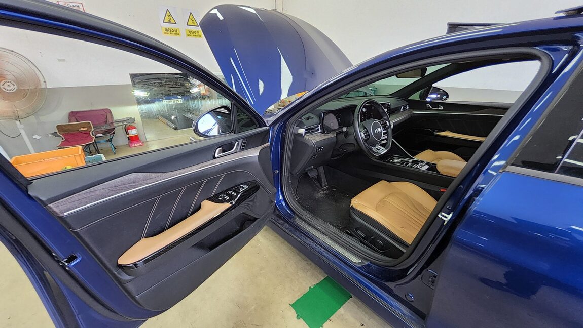 KIA NEW K5 (DL3) 1.6 GASOLINE TURBO SIGNATURE 2021 - zdjęcie 10