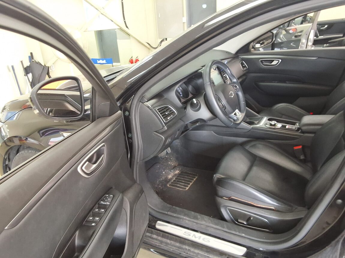 RENAULT (SAMSUNG) SM6 2.0 GDe SE 2016 - zdjęcie 11