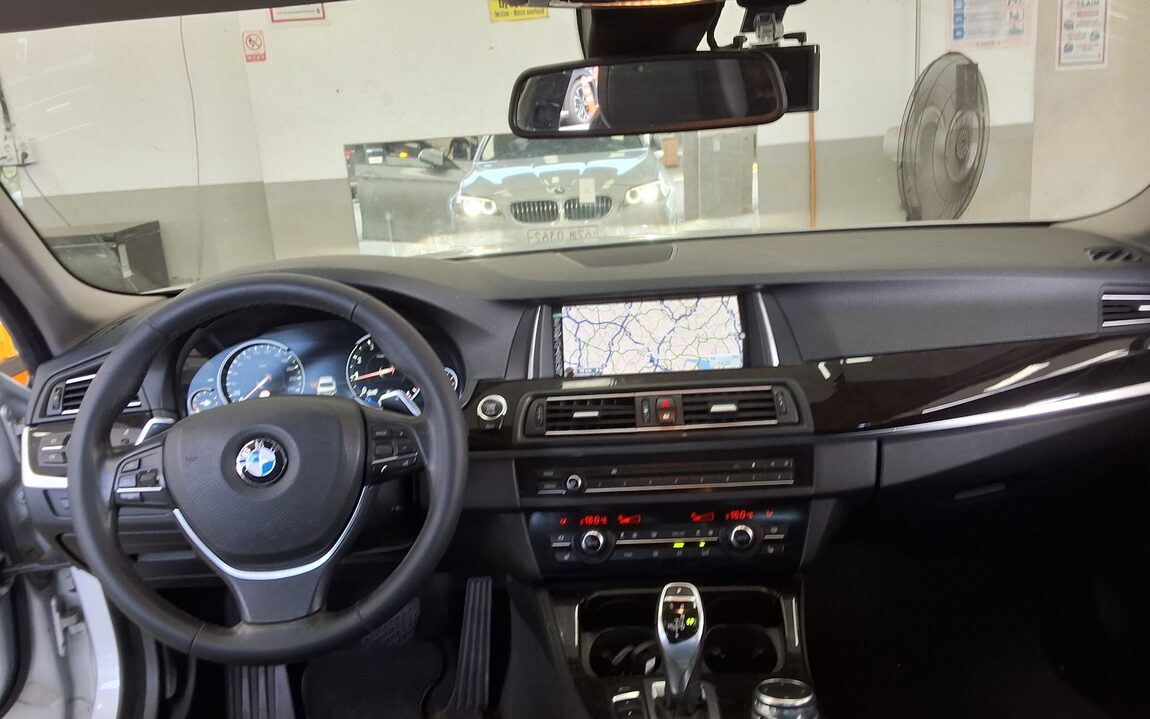 BMW 5 SERIES (6TH GEN) 528i M AERODYNAMIC 2016 - zdjęcie 11