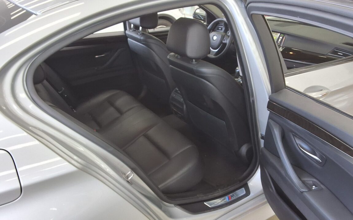 BMW 5 SERIES (6TH GEN) 528i M AERODYNAMIC 2016 - zdjęcie 13