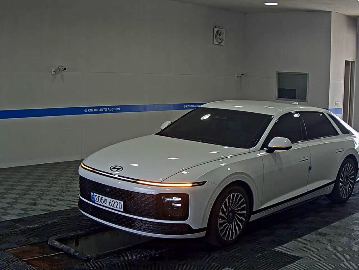 HYUNDAI THE ALL NEW GRANDEUR HYBRID 1.6 HYBRID HONORS 2026 - zdjęcie 2