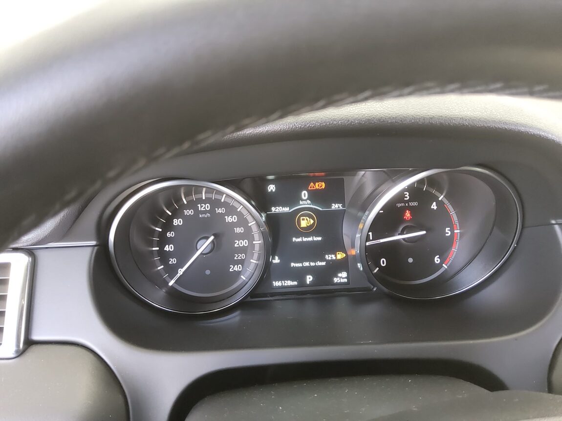 LAND ROVER DISCOVERY SPORT 2.0 TD4 HSE LUXURY 2019 - zdjęcie 9
