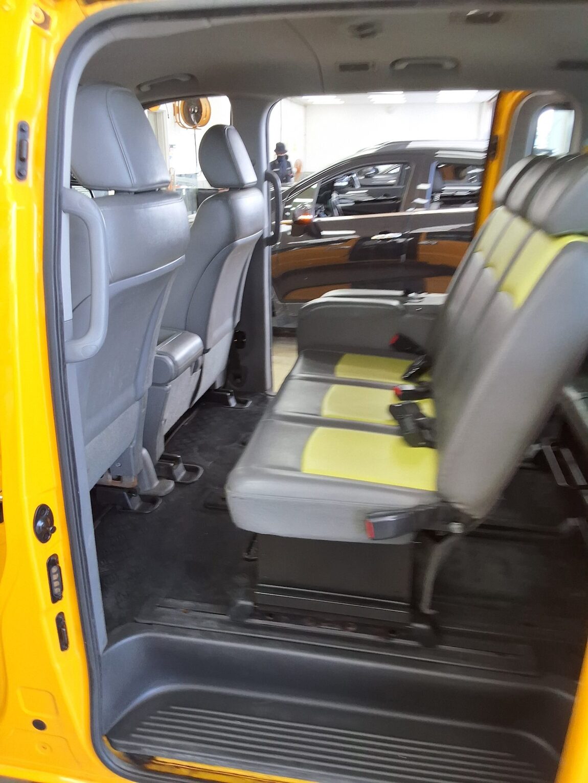 HYUNDAI THE NEW GRAND STAREX CHILDREN'S BUS 15-SEATER DIESEL 2019 - zdjęcie 12