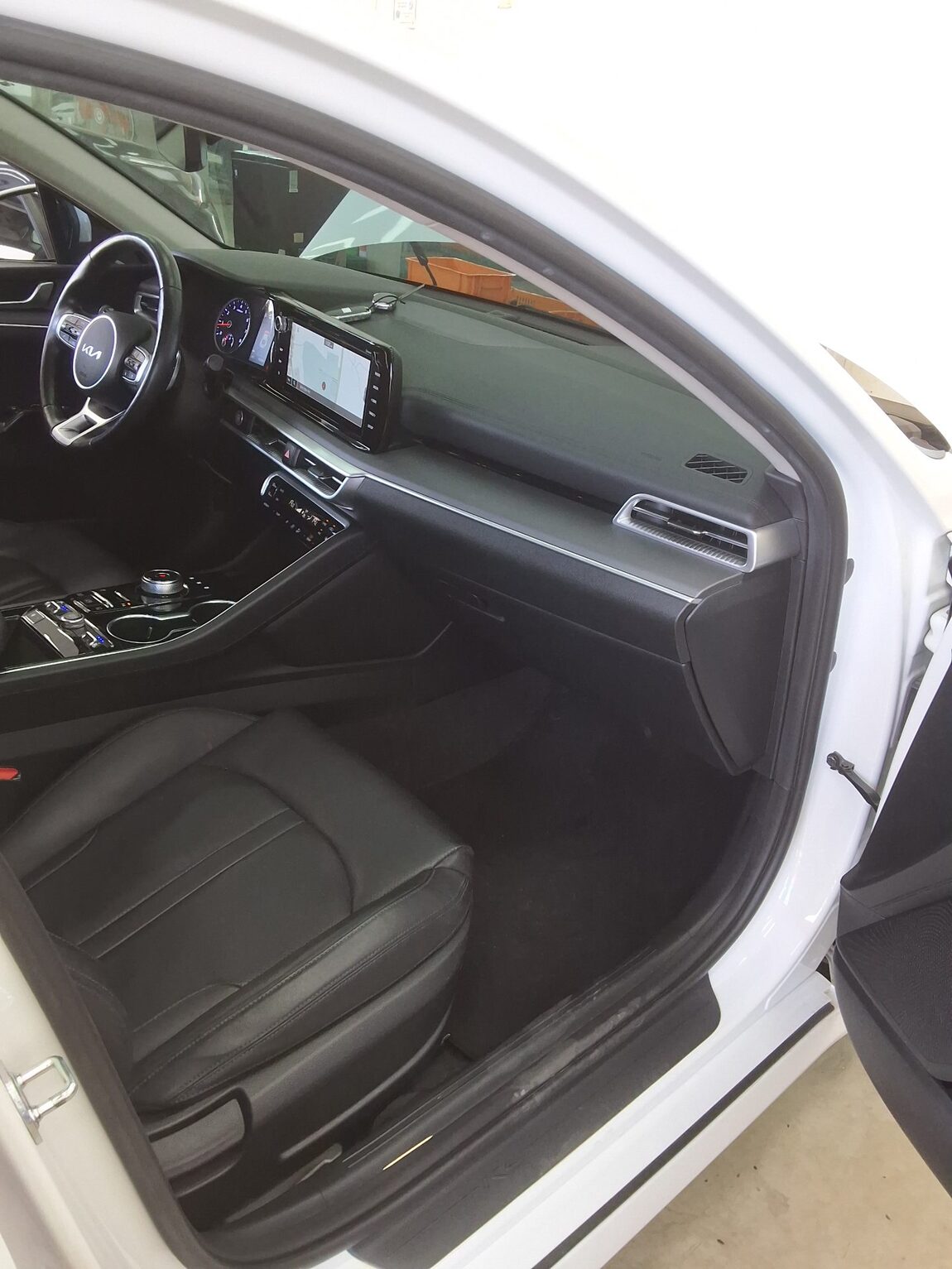KIA NEW K5 (DL3) 2.0 GASOLINE PRESTIGE 2022 - zdjęcie 14
