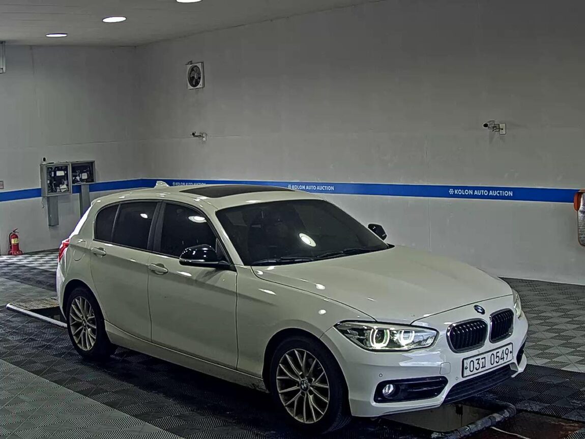 BMW 1 SERIES (2ND GEN) 5-DOOR 118d SPORT LINE 2016 - zdjęcie 3