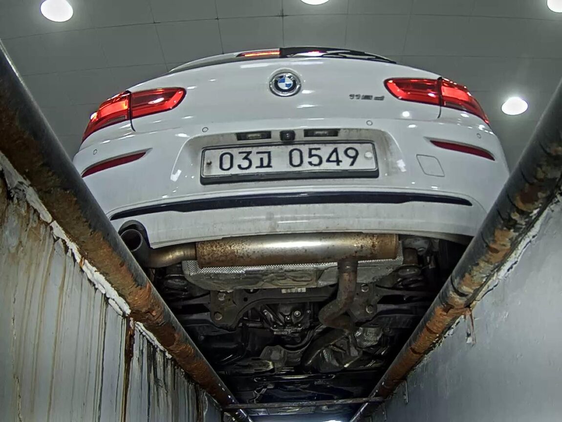 BMW 1 SERIES (2ND GEN) 5-DOOR 118d SPORT LINE 2016 - zdjęcie 8