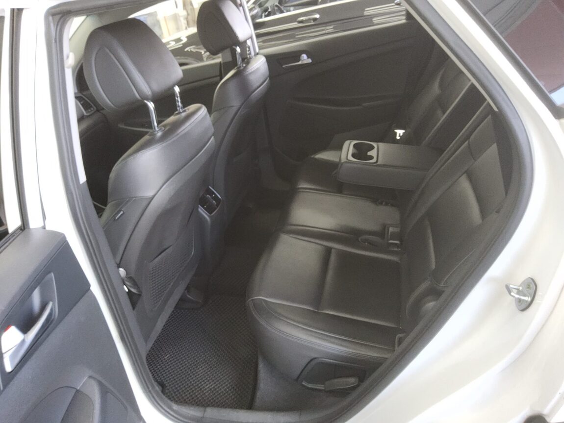 HYUNDAI ALL NEW TUCSON DIESEL 1.7 2WD MODERN 2016 - zdjęcie 12