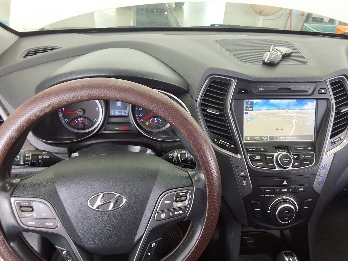 HYUNDAI SANTA FE (DM) DIESEL R2.0 2WD MODERN 2013 - zdjęcie 17