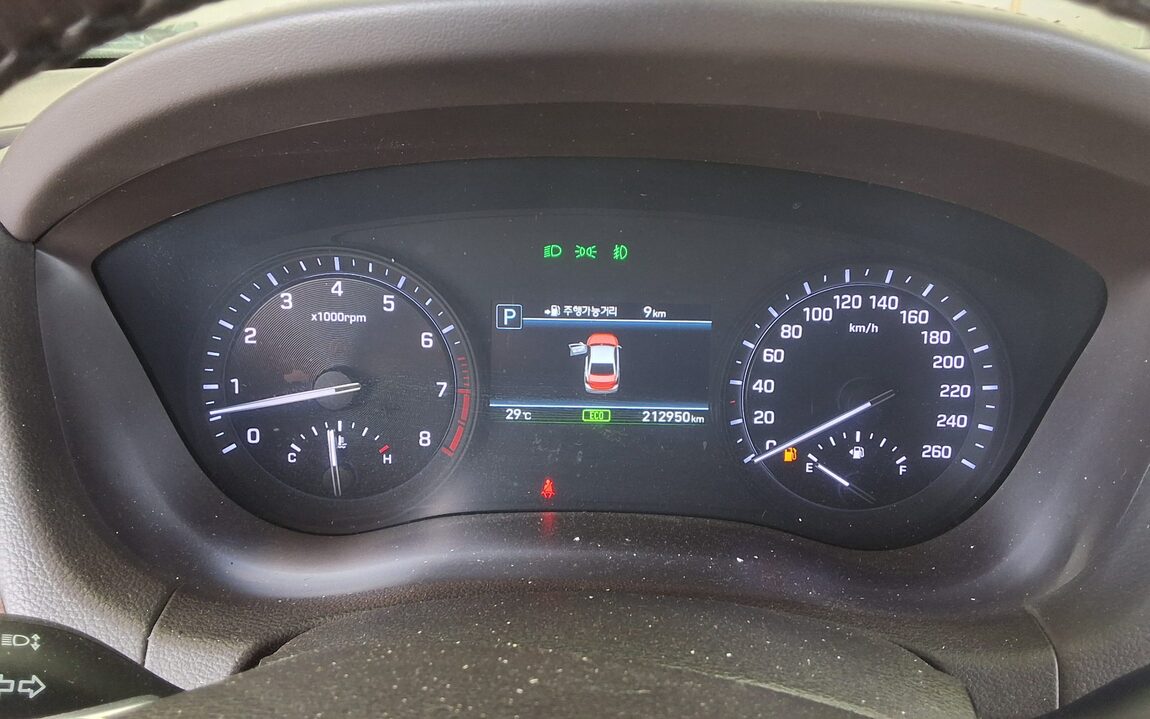GENESIS G80 3.3 GDi AWD LUXURY 2018 - zdjęcie 9