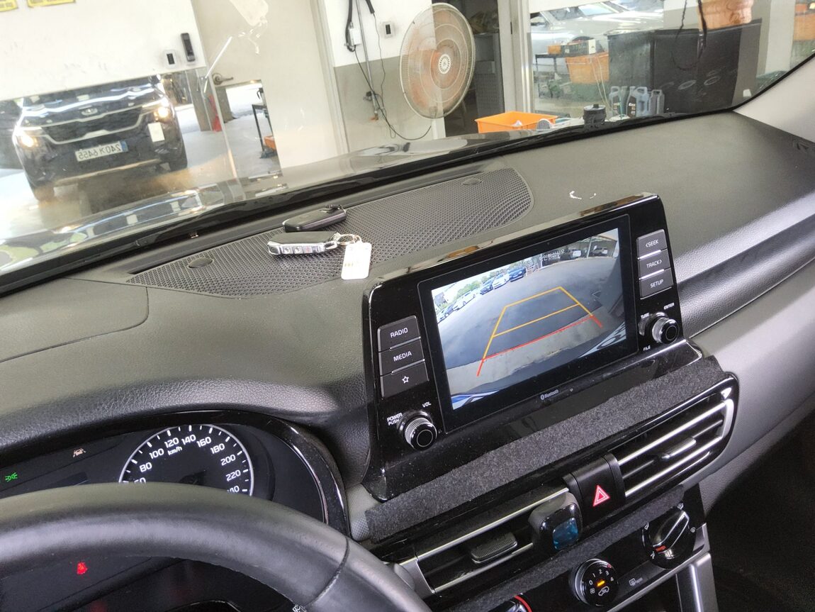 KIA SELTOS 1.6 GASOLINE 2WD TRENDY 2020 - zdjęcie 17