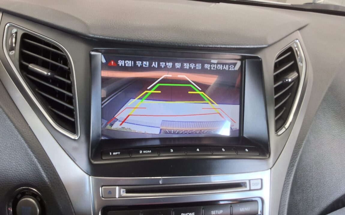 HYUNDAI GRANDEUR HG HG 240 MODERN 2015 - zdjęcie 19