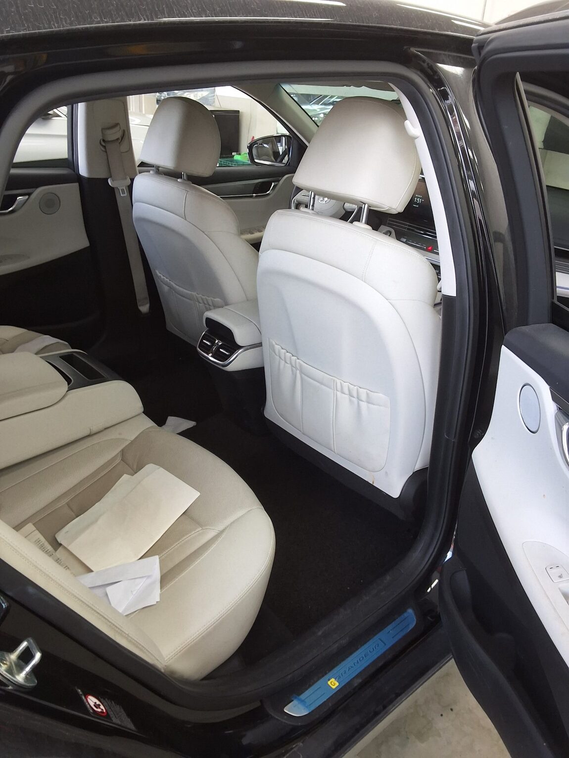 HYUNDAI THE NEW GRANDEUR IG GASOLINE 2.5 LE BLANC 2022 - zdjęcie 13