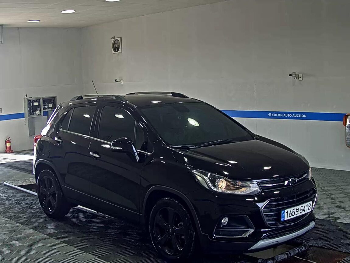 CHEVROLET (DAEWOO) THE NEW TRAX 1.4 TURBO PERFECT BLACK 2019 - zdjęcie 3