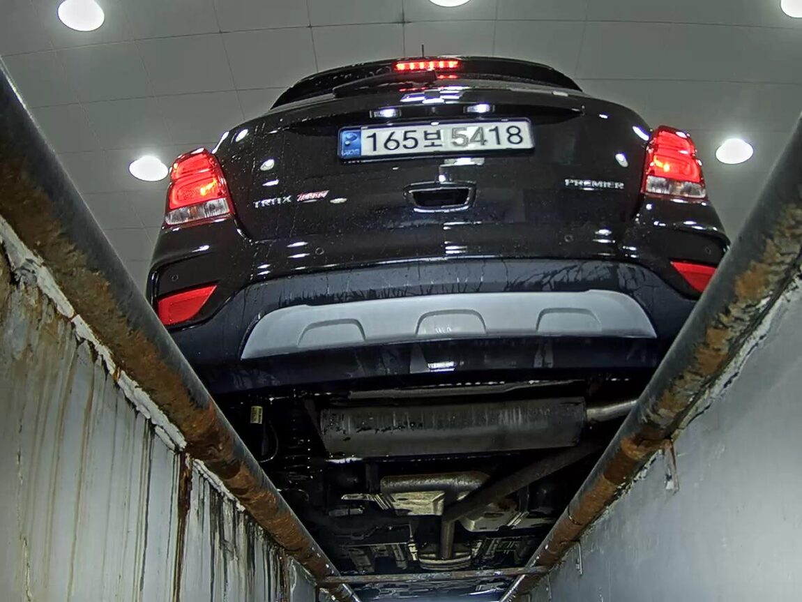 CHEVROLET (DAEWOO) THE NEW TRAX 1.4 TURBO PERFECT BLACK 2019 - zdjęcie 8