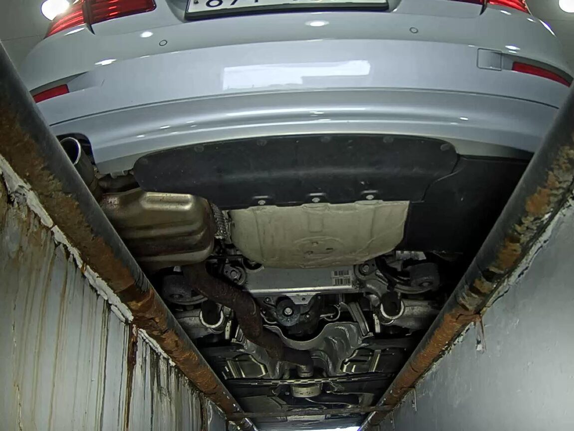 BMW 5 SERIES (6TH GEN) 528i 2015 - zdjęcie 8