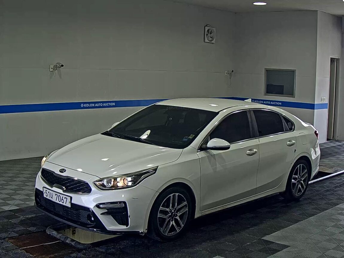 KIA ALL NEW K3 1.6 GASOLINE TRENDY 2019 - zdjęcie 2