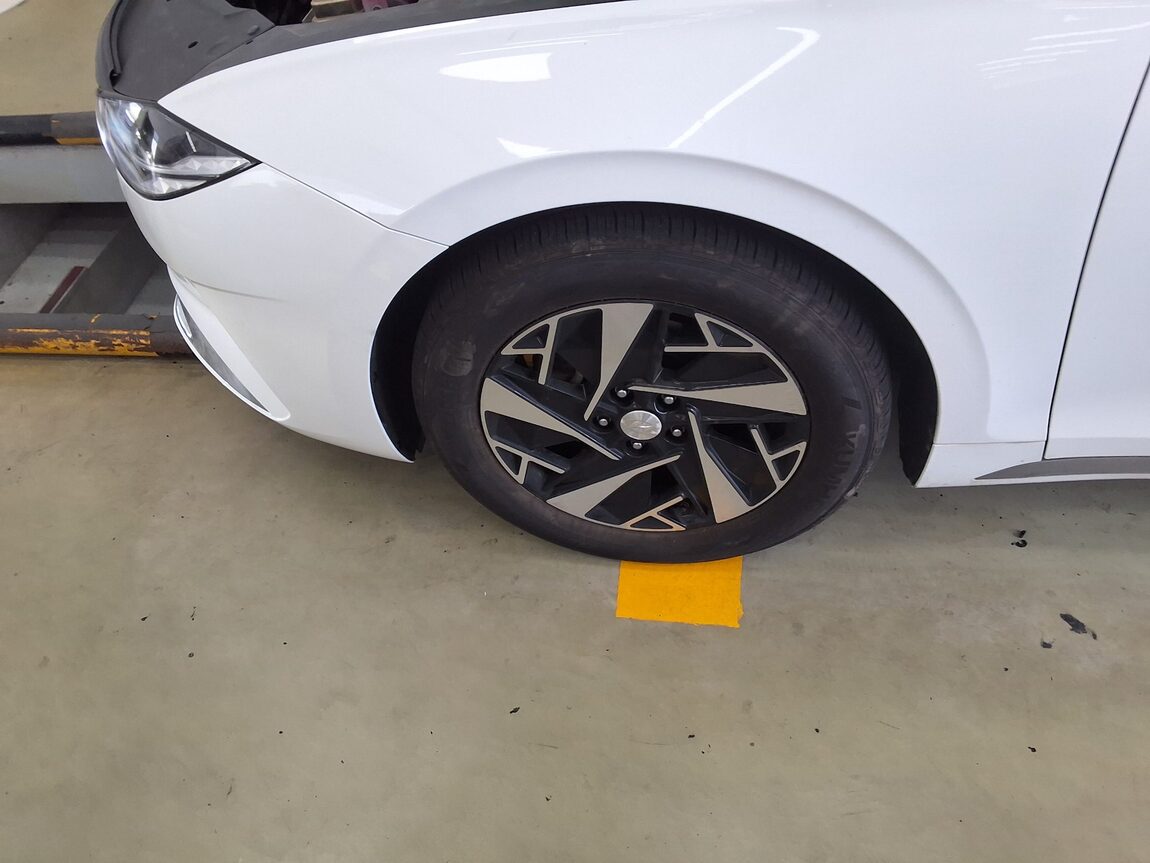 HYUNDAI THE NEW GRANDEUR IG HYBRID 2.4 HEV LE BLANC 2023 - zdjęcie 22