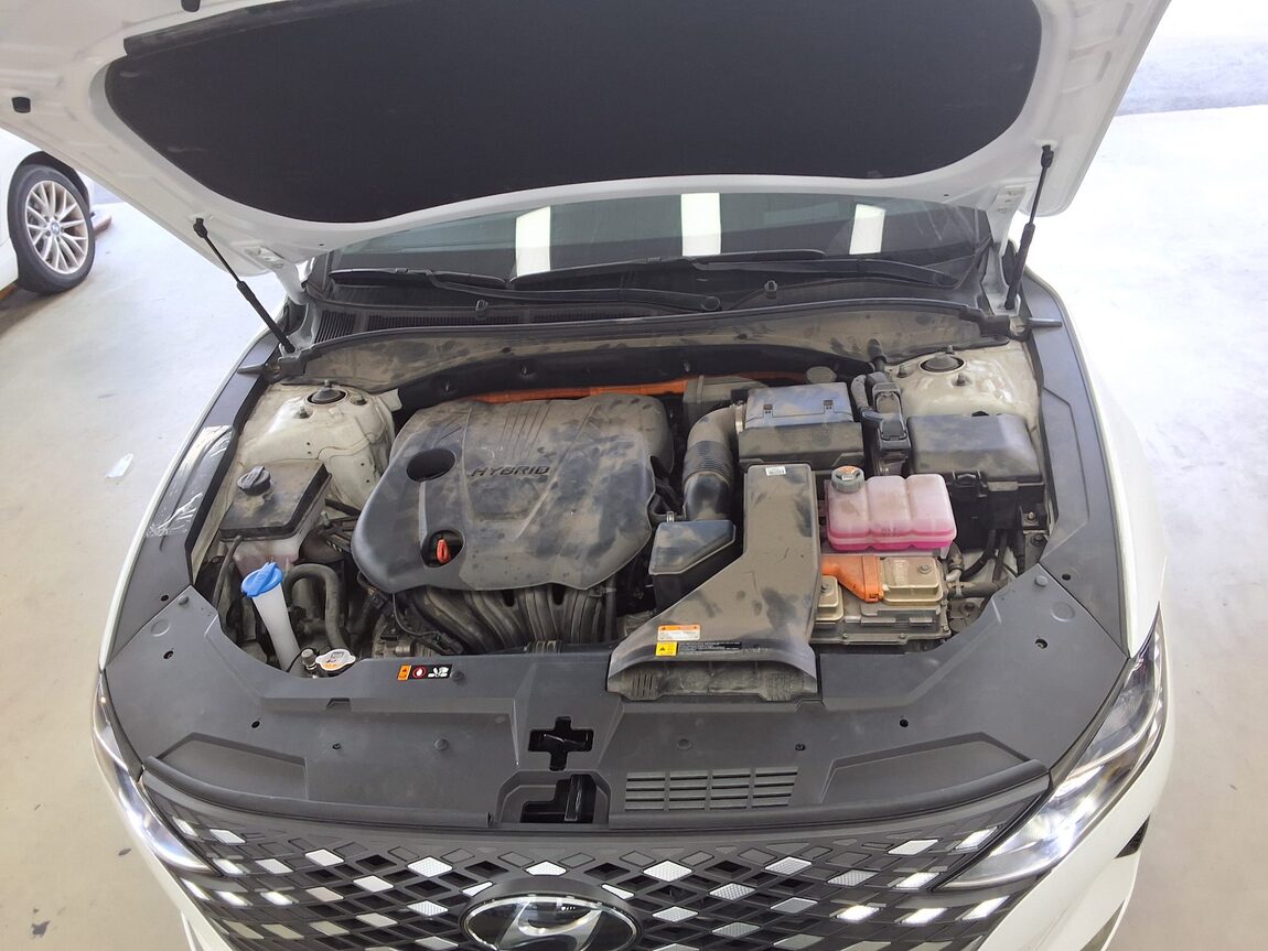 HYUNDAI THE NEW GRANDEUR IG HYBRID 2.4 HEV LE BLANC 2023 - zdjęcie 20