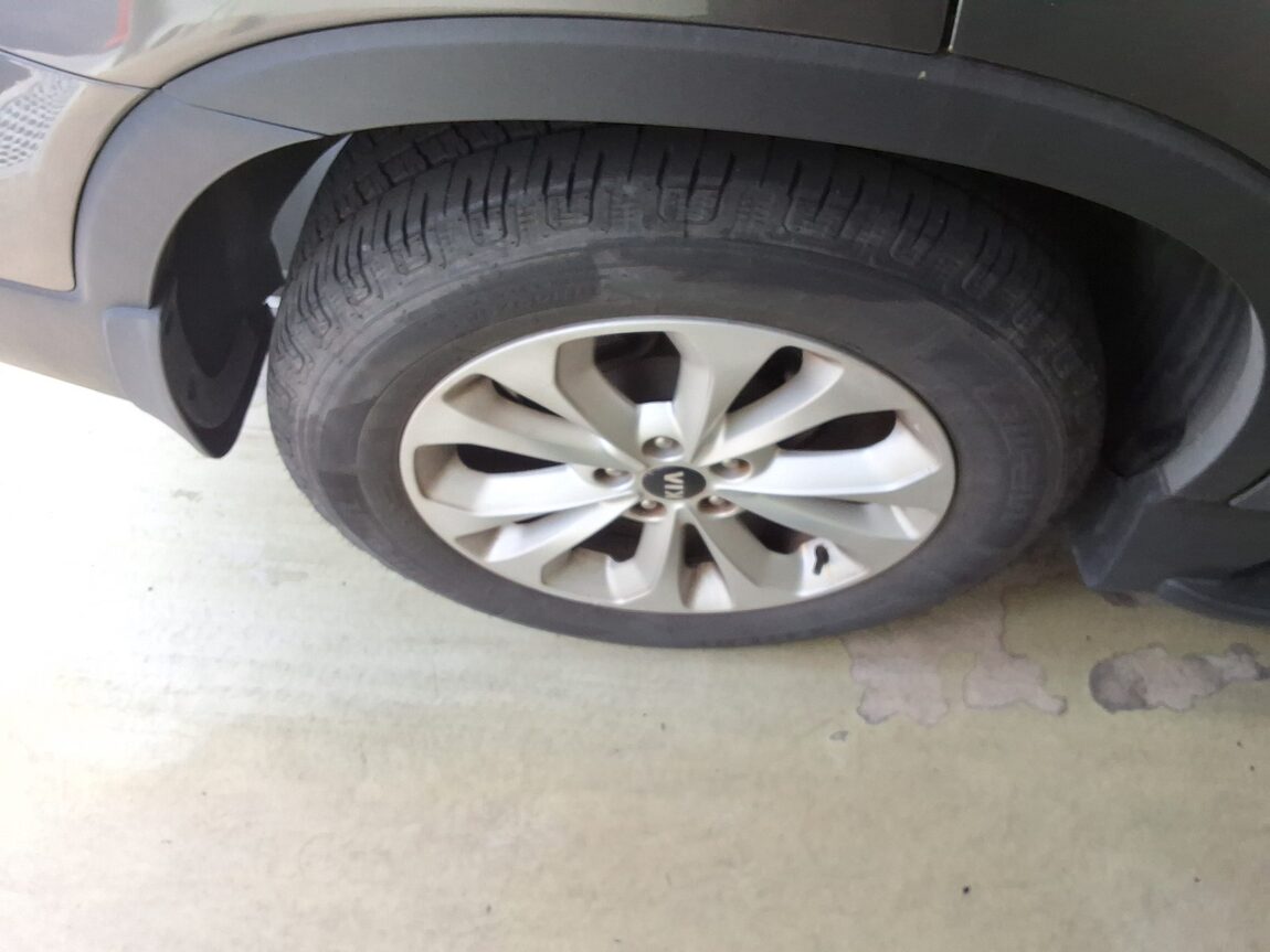 KIA NEW SORENTO R R2.0 2WD TLX 2013 - zdjęcie 22